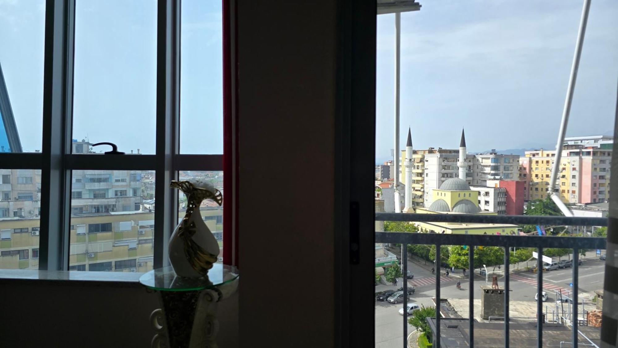 Amy'S Luxury Appartment Shkoder Ngoại thất bức ảnh