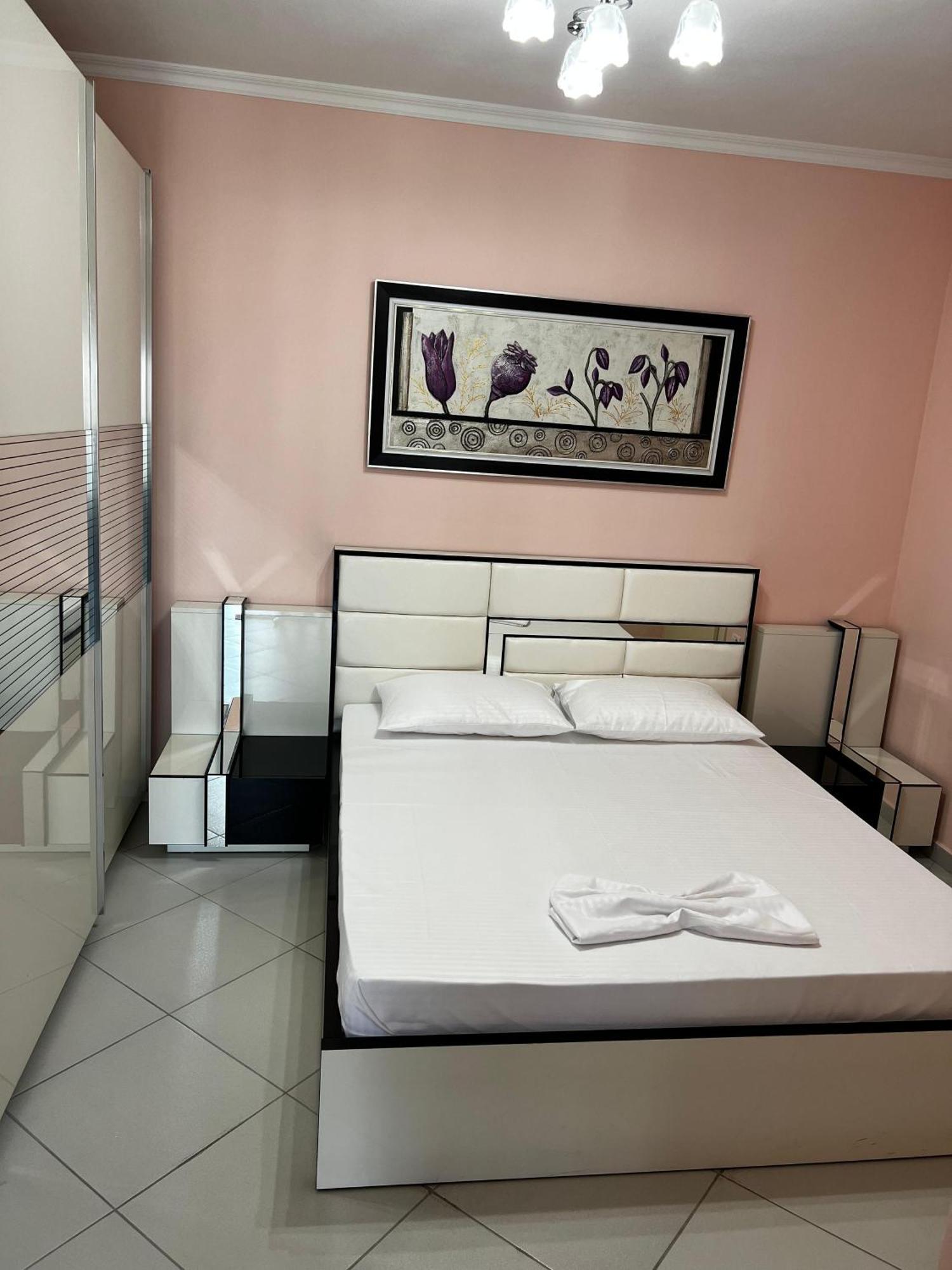 Amy'S Luxury Appartment Shkoder Ngoại thất bức ảnh