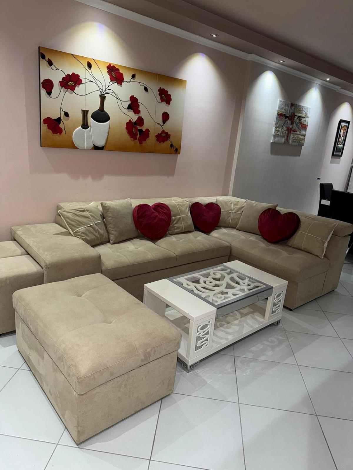 Amy'S Luxury Appartment Shkoder Ngoại thất bức ảnh